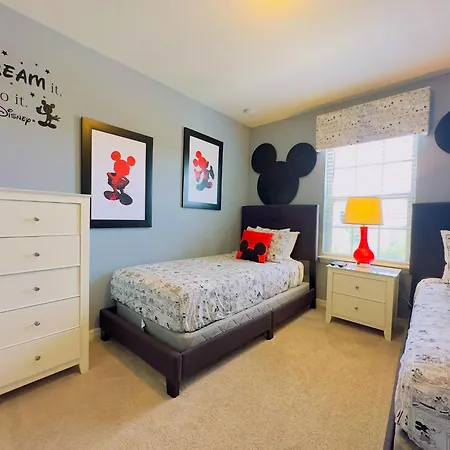 Near Disney Themed Luxury 5Bd Home Private Pool